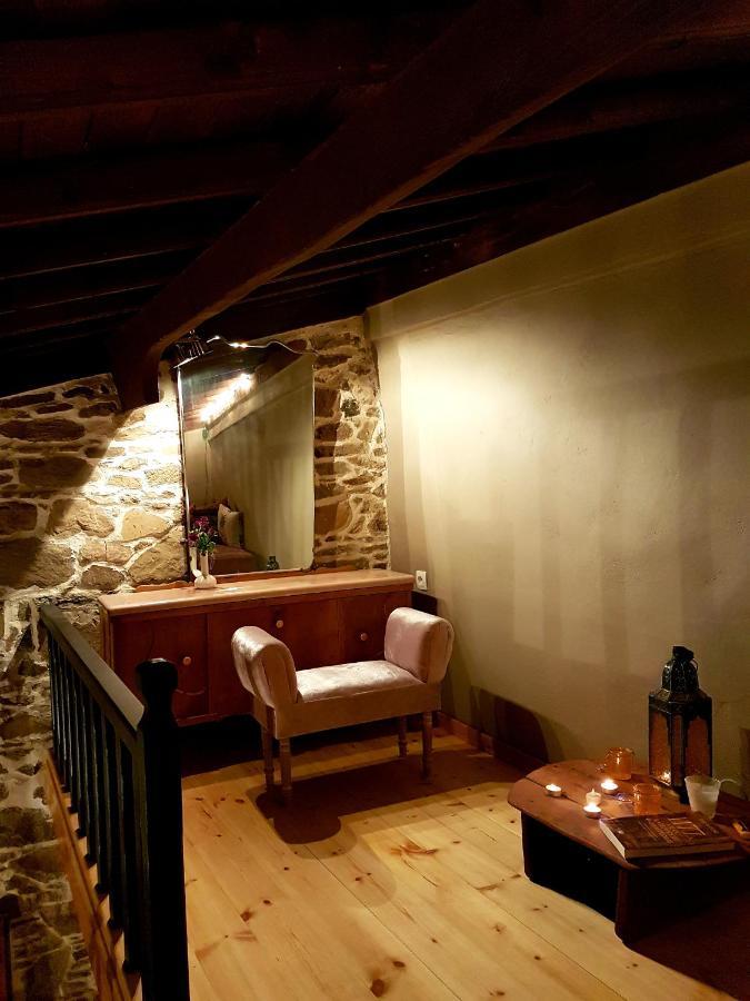 Chios Houses, Beautiful Restored Traditional Stone Houses With An Astonishing Seaview Volissos Екстериор снимка