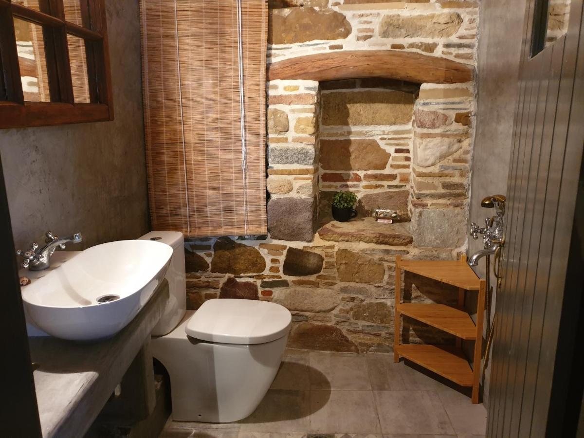 Chios Houses, Beautiful Restored Traditional Stone Houses With An Astonishing Seaview Volissos Екстериор снимка